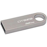 KINGSTON USB-STICK TRAVELER SE9 64GB